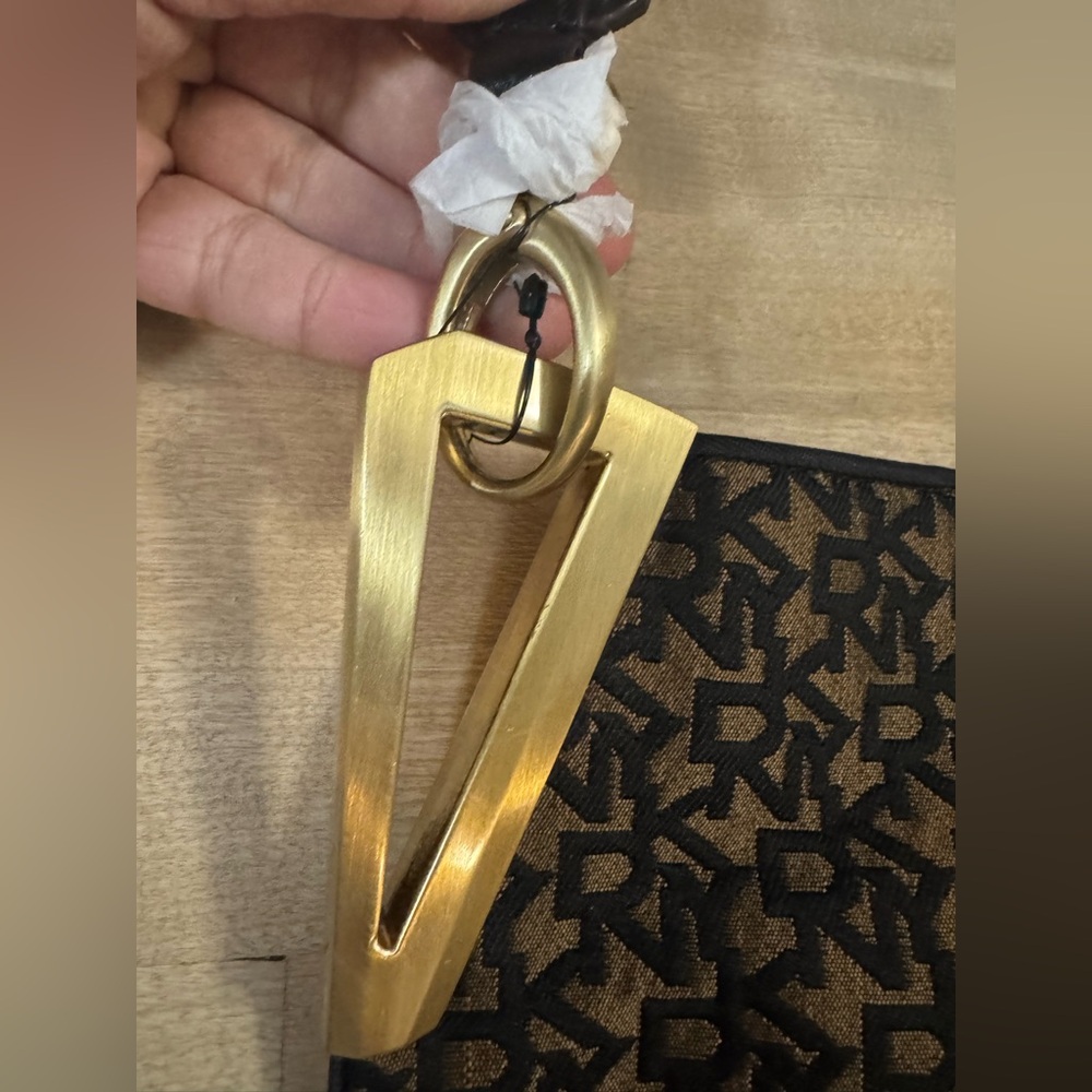 NWT DKNY monogram, convertible Crossbody or clutch with brass details - Picture 6 of 14